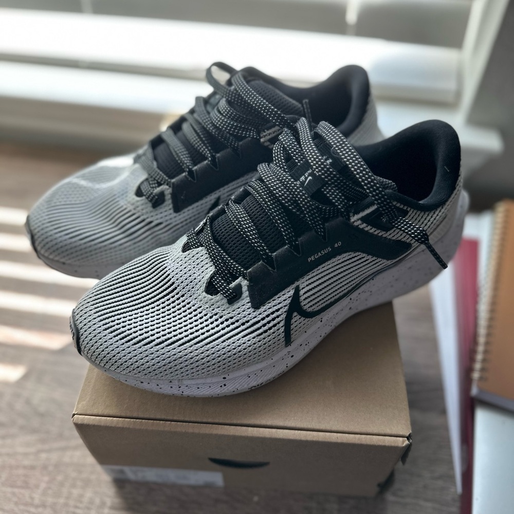 Nike Women’s White and Black Pegasus Running Sneakers